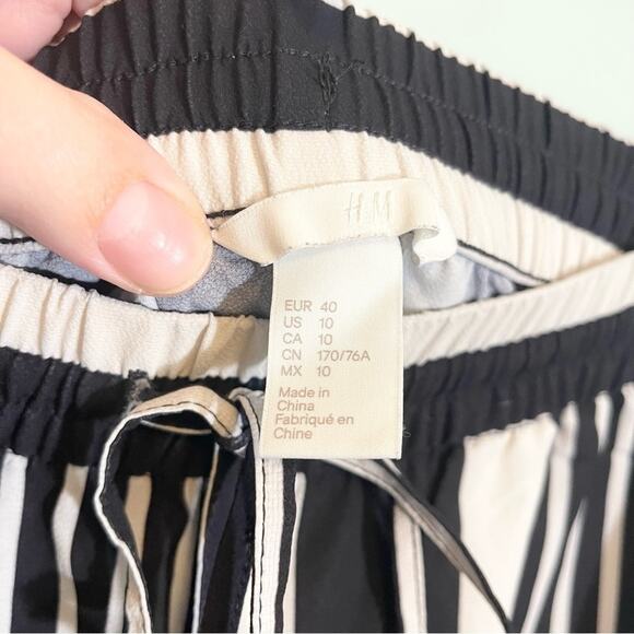 H&M Striped Drawcord Waist Straight Leg Pull-On Pants Black Size 10 - Picture 10 of 14